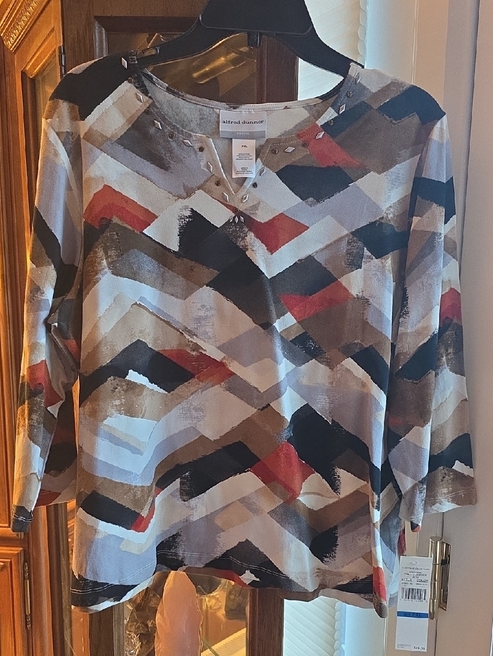 Alfred Dunner Multi-Color Geometric Long Sleeve V-Neck Top